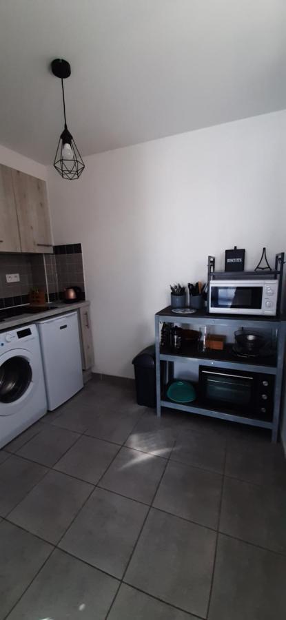 Jolie Maisonnette A Proximite De Toutes Commodites Сен Мари де ла Мер Екстериор снимка