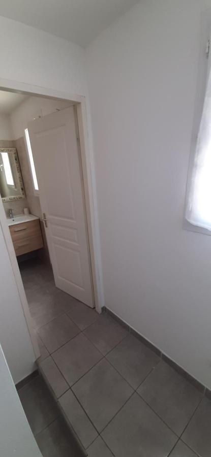 Jolie Maisonnette A Proximite De Toutes Commodites Сен Мари де ла Мер Екстериор снимка